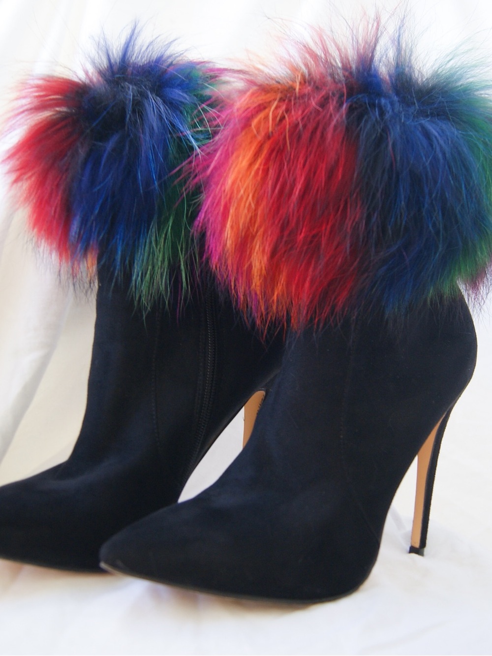 Azalea Wang Women's Black Faux Suede Stiletto Booties Multicolor Faux Fur Cuff